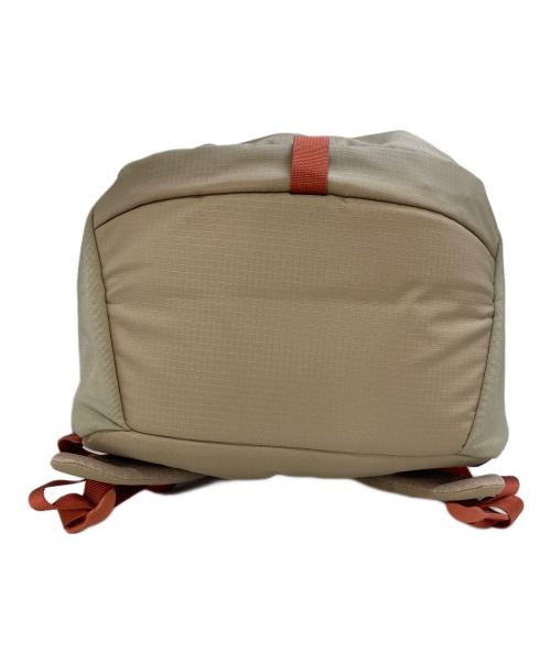 Patagonia（パタゴニア）Patagonia (パタゴニア) レフュジオ・デイパック 26L　47913　 ベージュの古着・服飾アイテム