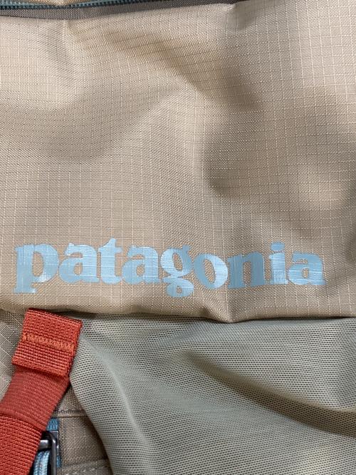 Patagonia（パタゴニア）Patagonia (パタゴニア) レフュジオ・デイパック 26L　47913　 ベージュの古着・服飾アイテム