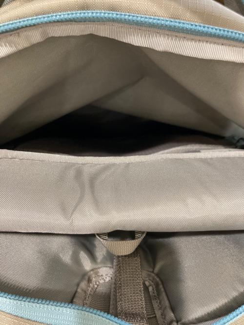 Patagonia（パタゴニア）Patagonia (パタゴニア) レフュジオ・デイパック 26L　47913　 ベージュの古着・服飾アイテム