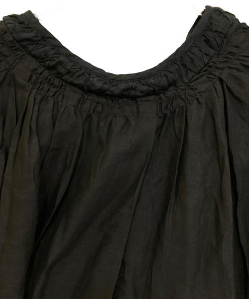 MARILYN MOON（マリリンムーン）MARILYN MOON (マリリンムーン) タックテクニックシアーコットンフレアブラウス ブラック サイズ:Freeの古着・服飾アイテム