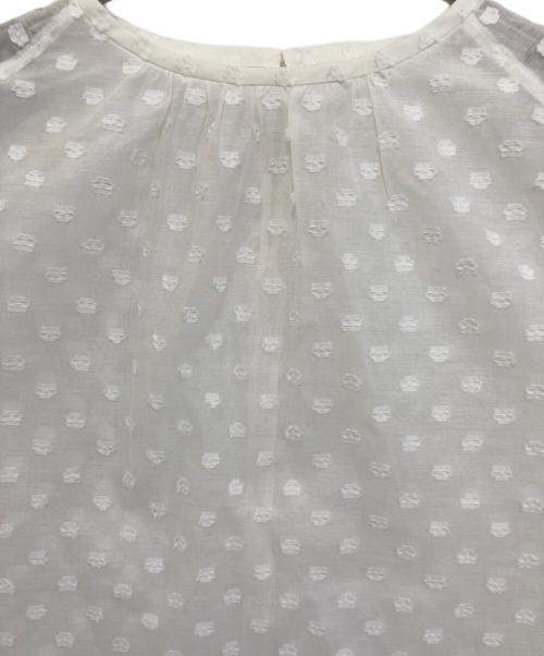 BALLSEY（ボールジィ）BALLSEY (ボールジィ) フラワーカットジャカード パフスリーブブラウス ホワイト サイズ:36の古着・服飾アイテム