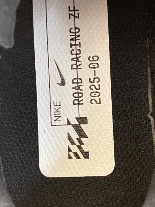 NIKE（ナイキ）NIKE (ナイキ) ZOOM FLY 6　FN8454-001 ブラック サイズ:265 未使用品の古着・服飾アイテム