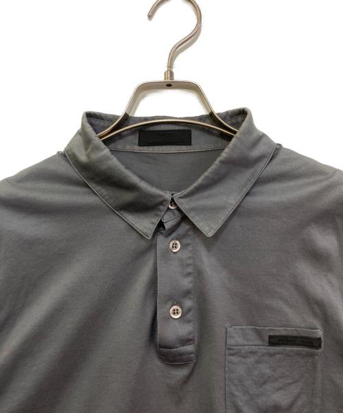 PRADA（プラダ）PRADA (プラダ) ポロシャツ グレー サイズ:-の古着・服飾アイテム