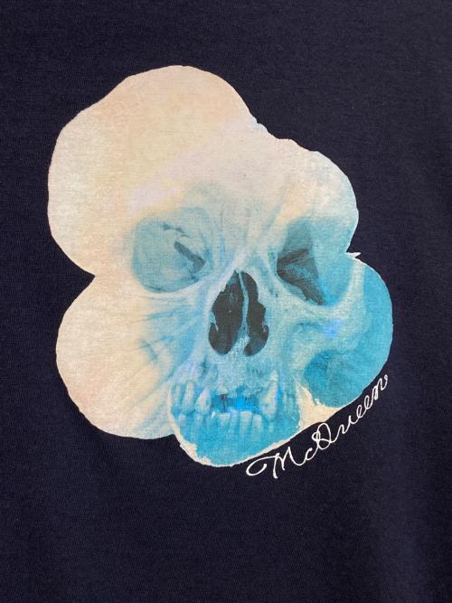 ALEXANDER McQUEEN（アレキサンダーマックイーン）ALEXANDER McQUEEN (アレキサンダーマックイーン) プリントTシャツ　557812 QMZ92 ネイビー サイズ:Lの古着・服飾アイテム