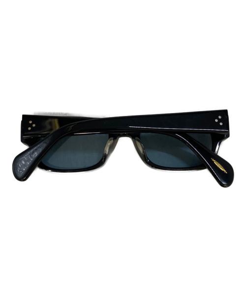 OLIVER PEOPLES（オリバーピープルズ）OLIVER PEOPLES (オリバーピープルズ) Ari-R/サングラス　49□21-145 ブラックの古着・服飾アイテム