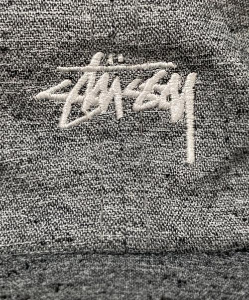 stussy（ステューシー）stussy (ステューシー) ストックロゴキャップ グレーの古着・服飾アイテム