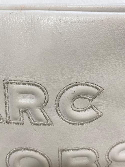 MARC JACOBS（マークジェイコブス）MARC JACOBS (マークジェイコブス) ショルダーバッグ ホワイトの古着・服飾アイテム