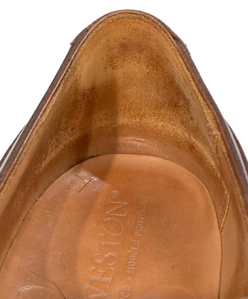 J.M.WESTON（ジェイエムウエストン）J.M.WESTON (ジェイエムウエストン) 641 GOLF OXFORD Uチップシューズ 31-302-641-21 ブラウン サイズ:6/Dの古着・服飾アイテム