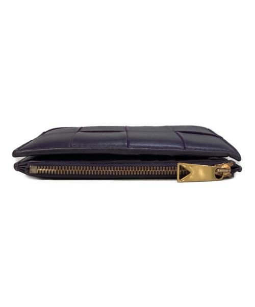 BOTTEGA VENETA（ボッテガベネタ）BOTTEGA VENETA (ボッテガベネタ) マキシ イントレチャート 2つ折り財布 パープルの古着・服飾アイテム