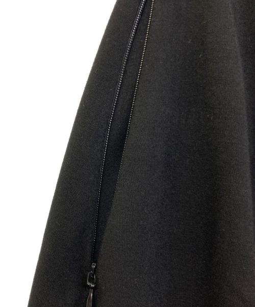 OMMO（オーエムエムオー）OMMO (オーエムエムオー) COCOON SWEAT SK ブラック サイズ:36の古着・服飾アイテム