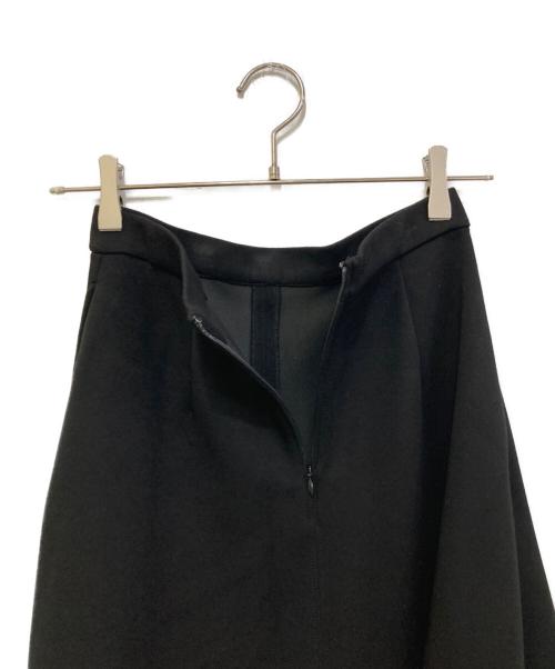 OMMO（オーエムエムオー）OMMO (オーエムエムオー) COCOON SWEAT SK ブラック サイズ:36の古着・服飾アイテム