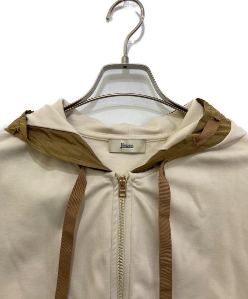 HERNO（ヘルノ）HERNO (ヘルノ) VISCOSE SWEATER ＆ NEW TECHNO TAFFETA パーカー　JC000056D ベージュ サイズ:42の古着・服飾アイテム