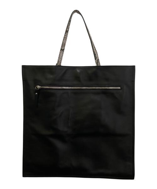 IACUCCI（イアクッチ）IACUCCI (イアクッチ) パイソン柄トートバッグ グレーの古着・服飾アイテム
