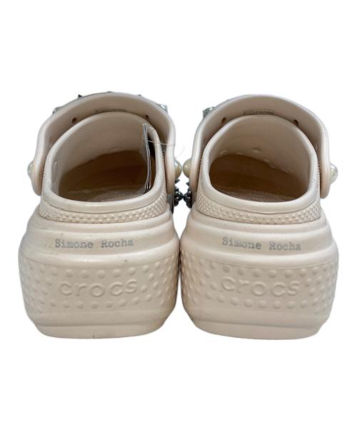 crocs（クロックス）crocs (クロックス) Simone Rocha (シモーネ ロシャ) Stomp Clog Dew　210942-0WW ベージュ サイズ:22の古着・服飾アイテム