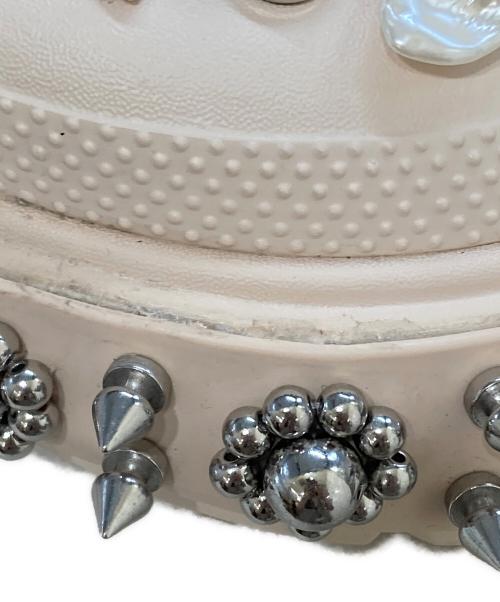 crocs（クロックス）crocs (クロックス) Simone Rocha (シモーネ ロシャ) Stomp Clog Dew　210942-0WW ベージュ サイズ:22の古着・服飾アイテム