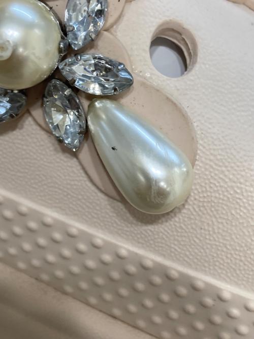 crocs（クロックス）crocs (クロックス) Simone Rocha (シモーネ ロシャ) Stomp Clog Dew　210942-0WW ベージュ サイズ:22の古着・服飾アイテム