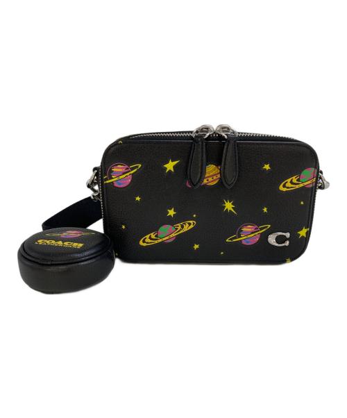 COACH（コーチ）COACH (コーチ) 【コズミック】 コーチ チャーター スリム クロスボディ・プラネット プリント　CN622 ブラックの古着・服飾アイテム