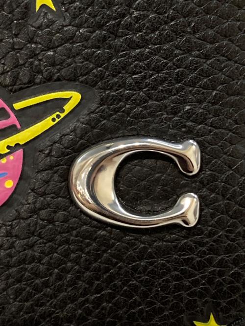 COACH（コーチ）COACH (コーチ) 【コズミック】 コーチ チャーター スリム クロスボディ・プラネット プリント　CN622 ブラックの古着・服飾アイテム