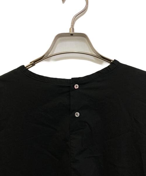 mizuiro-ind（ミズイロインド）mizuiro-ind (ミズイロインド) バックボタンワンピース ブラック サイズ:Freeの古着・服飾アイテム