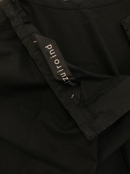 mizuiro-ind（ミズイロインド）mizuiro-ind (ミズイロインド) バックボタンワンピース ブラック サイズ:Freeの古着・服飾アイテム