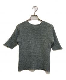 ISSEY MIYAKE（イッセイミヤケ）の古着「プリーツＴシャツ　PP68FK807」｜グレー