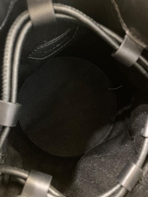 J&M DAVIDSON（ジェイ＆エム デヴィッドソン）J&M DAVIDSON (ジェイ＆エム デヴィッドソン) NUBE BUCKET MINI/ヌーベバケットミニ ブラックの古着・服飾アイテム