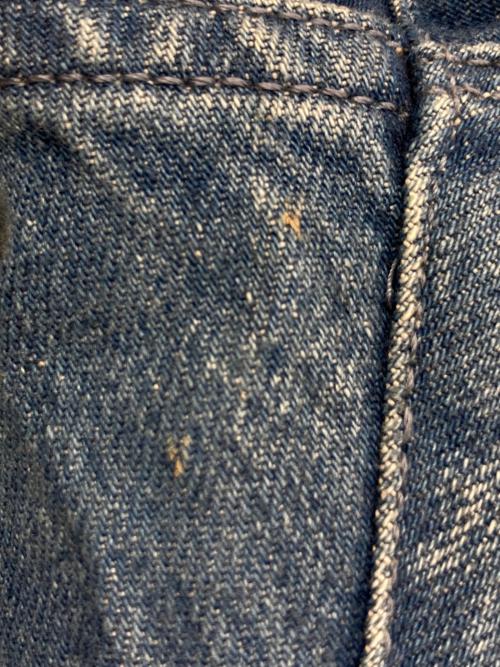 GUCCI（グッチ）GUCCI (グッチ) ストロベリー刺繍ボタンフライデニムパンツ 557960 XDAH0 インディゴ サイズ:22の古着・服飾アイテム
