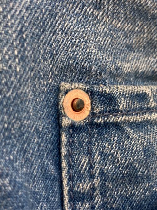 GUCCI（グッチ）GUCCI (グッチ) ストロベリー刺繍ボタンフライデニムパンツ 557960 XDAH0 インディゴ サイズ:22の古着・服飾アイテム