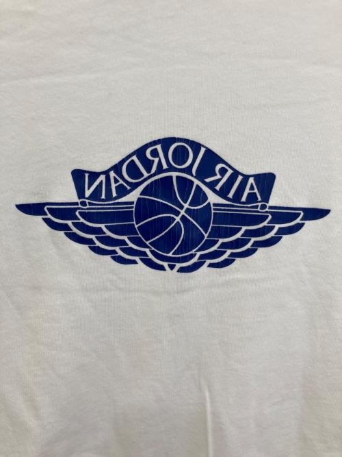 JORDAN BRAND（ジョーダン ブランド）JORDAN BRAND (ジョーダン ブランド) M J RARE AIR WSH 85 SS CREW SAIL/DEEP ROYAL　IB3130-133 ホワイト サイズ:XXLの古着・服飾アイテム