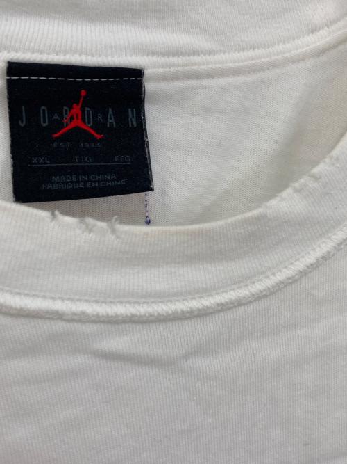 JORDAN BRAND（ジョーダン ブランド）JORDAN BRAND (ジョーダン ブランド) M J RARE AIR WSH 85 SS CREW SAIL/DEEP ROYAL　IB3130-133 ホワイト サイズ:XXLの古着・服飾アイテム