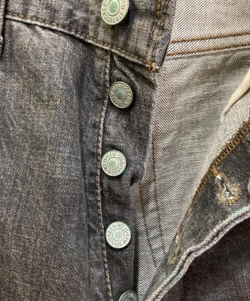 LEVI'S（リーバイス）LEVI'S (リーバイス) 501 デニムパンツ ブラック サイズ:W30 L32の古着・服飾アイテム