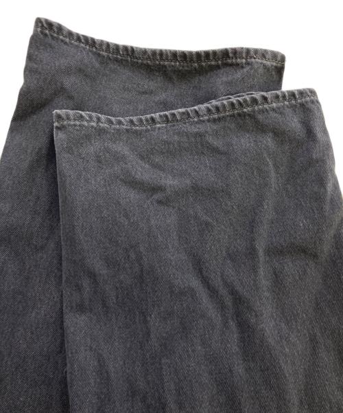 LEVI'S（リーバイス）LEVI'S (リーバイス) RIBCAGE WIDE LEG BLACK DENIM ブラック サイズ:28/30の古着・服飾アイテム
