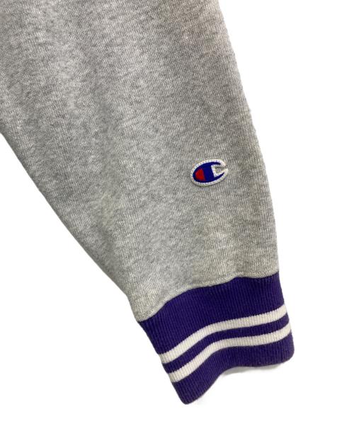Champion（チャンピオン）Champion (チャンピオン) stussy (ステューシー) REVERSE WEAVE 刺繍 パーカー　C8-G121 グレー×パープル サイズ:MEDIUMの古着・服飾アイテム