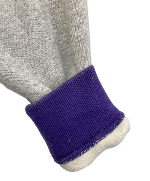 Champion（チャンピオン）Champion (チャンピオン) stussy (ステューシー) REVERSE WEAVE 刺繍 パーカー　C8-G121 グレー×パープル サイズ:MEDIUMの古着・服飾アイテム