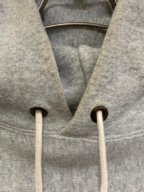 Champion（チャンピオン）Champion (チャンピオン) stussy (ステューシー) REVERSE WEAVE 刺繍 パーカー　C8-G121 グレー×パープル サイズ:MEDIUMの古着・服飾アイテム