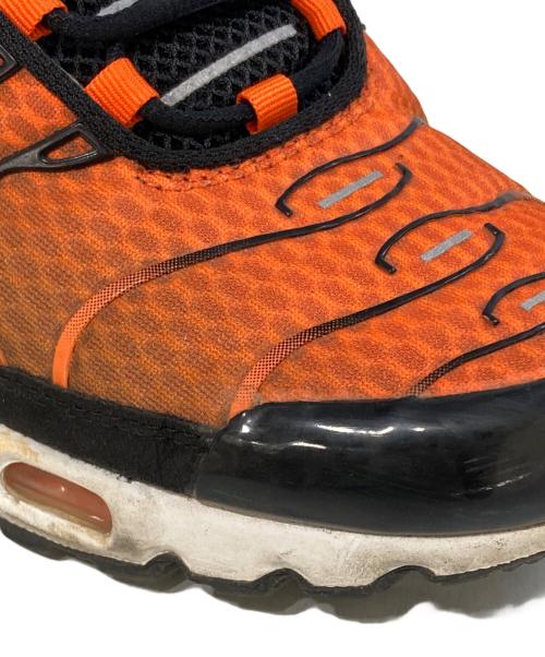 NIKE（ナイキ）NIKE (ナイキ) AIR MAX PLUS SAFETY ORANGE/UNIVERSITY GOLD-BLACK　DM0032-800 オレンジ×ブラック サイズ:26.5の古着・服飾アイテム