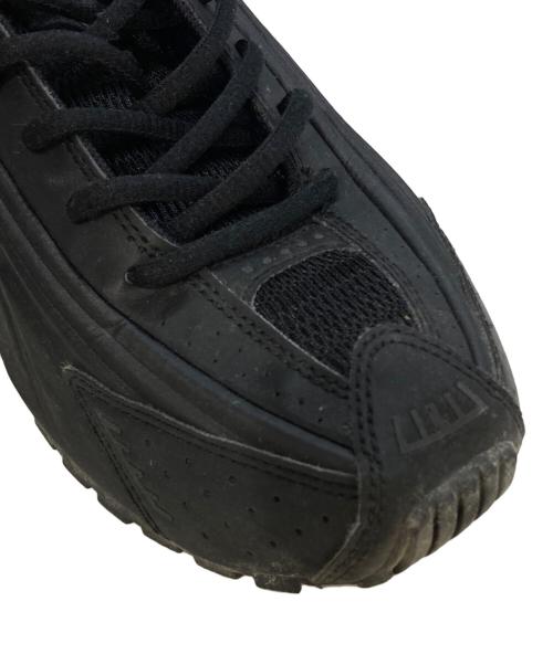 NIKE（ナイキ）NIKE (ナイキ) SHOX R4 BLACK　AR3565-004 ブラック サイズ:27の古着・服飾アイテム