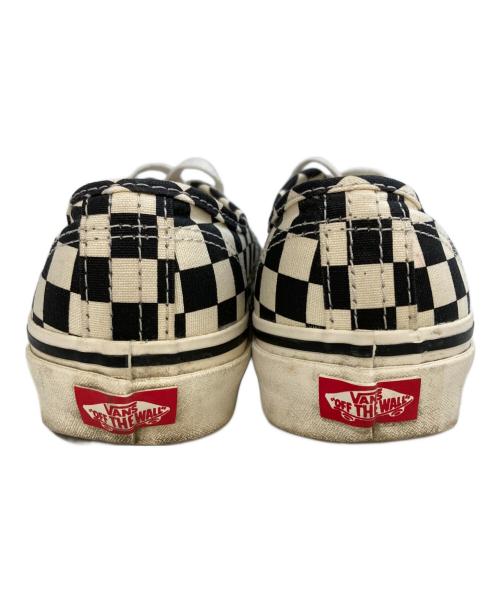 VANS（ヴァンズ）VANS (ヴァンズ) ローカットスニーカー　507452 ホワイト×ブラック サイズ:25.5の古着・服飾アイテム