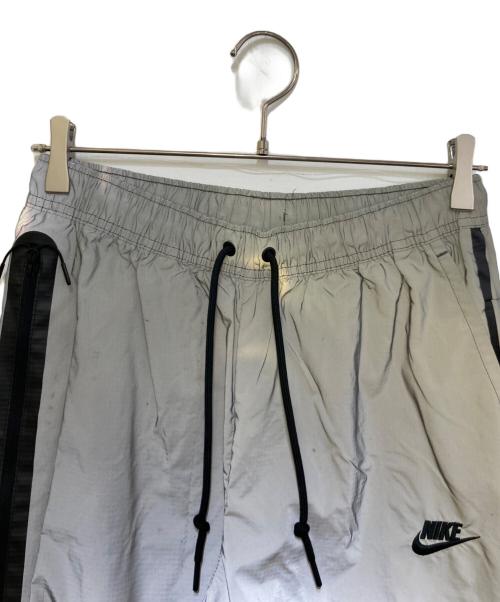 NIKE（ナイキ）NIKE (ナイキ) AS M NK TCH SSNL WVN PANT REFLECT SILVER/BLACK グレー サイズ:Lの古着・服飾アイテム
