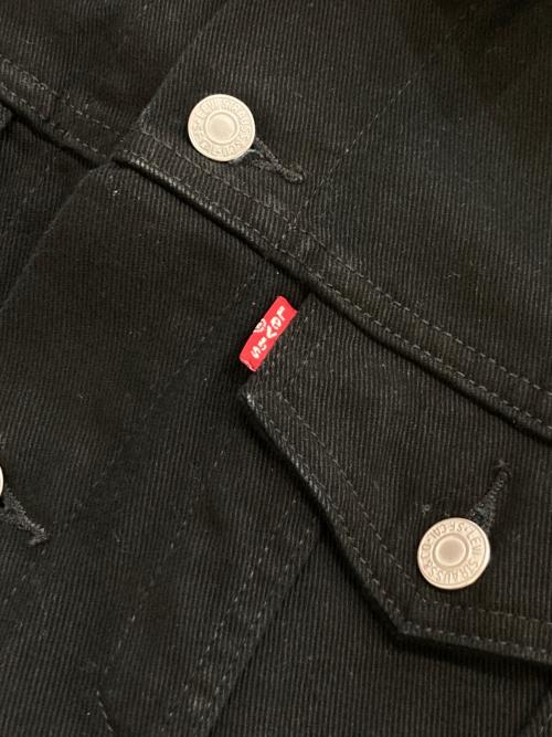 LEVI'S（リーバイス）LEVI'S (リーバイス) デニムジャケット ブラック サイズ:Mの古着・服飾アイテム