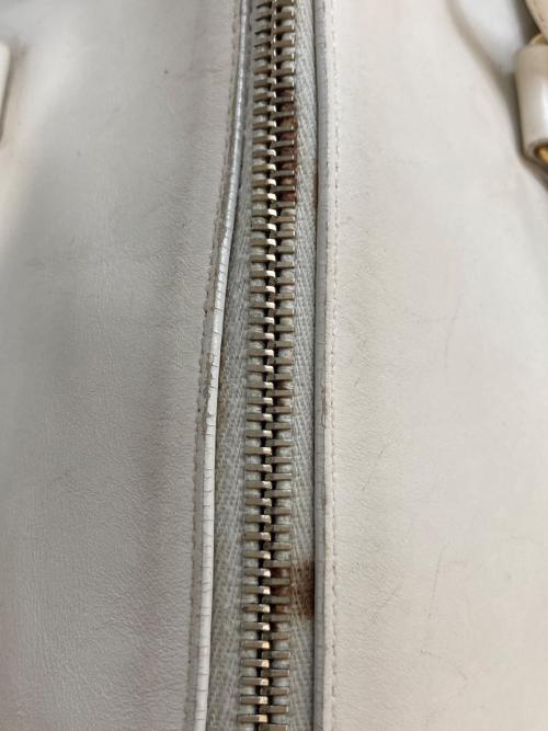 Saint Laurent Paris（サンローランパリ）Saint Laurent Paris (サンローランパリ) 2WAYバッグ アイボリーの古着・服飾アイテム