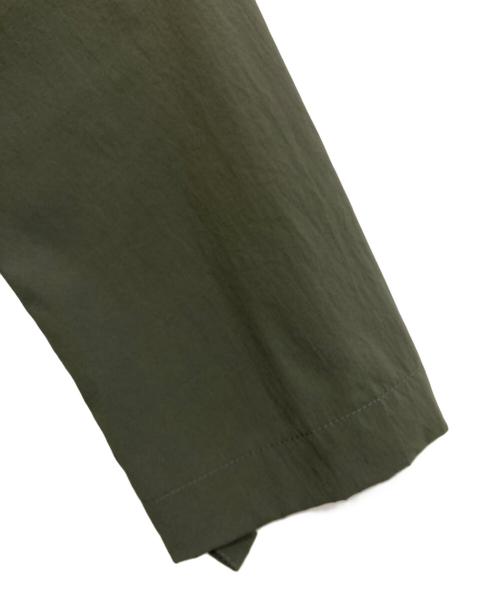 MONTEDORO（モンテドーロ）MONTEDORO (モンテドーロ) パッカブル ステンカラーコート　63M012 M9322 カーキ サイズ:44の古着・服飾アイテム