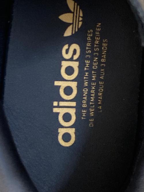 adidas（アディダス）adidas (アディダス) SUPERSTAR 82 GTX atmos“GID-SNK” CBLACK/FTWWHT/GOLDMT　ID3265 ブラック サイズ:270の古着・服飾アイテム