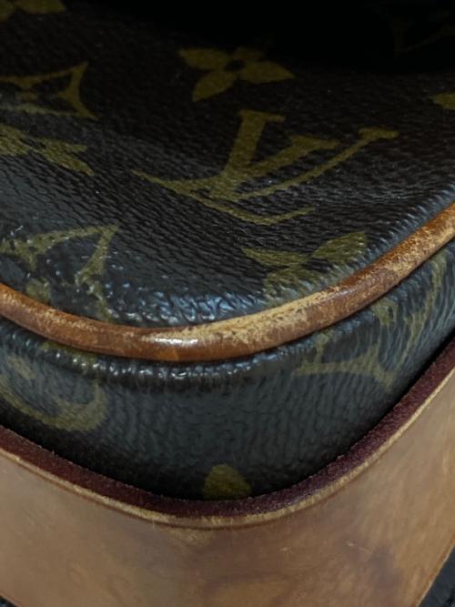 LOUIS VUITTON（ルイ ヴィトン）LOUIS VUITTON (ルイ ヴィトン) モノグラム カルトシエールMM　M51253 ブラウンの古着・服飾アイテム