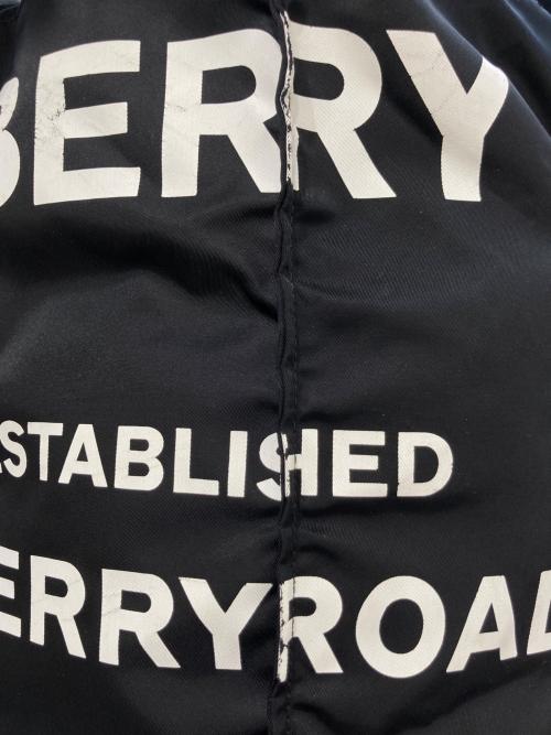 BURBERRY（バーバリー）BURBERRY (バーバリー) ホースフェリープリント トートバッグ　8014547 ブラックの古着・服飾アイテム