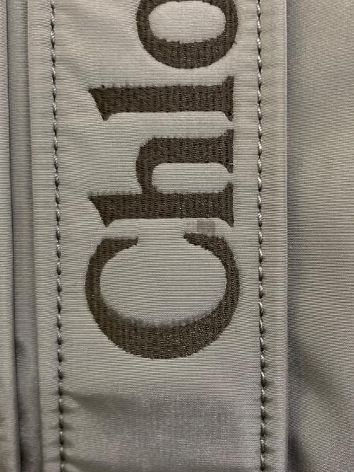 Chloe（クロエ）Chloe (クロエ) WOODY ミディアム トートバッグ　CHC23WS383L41066 グレーの古着・服飾アイテム