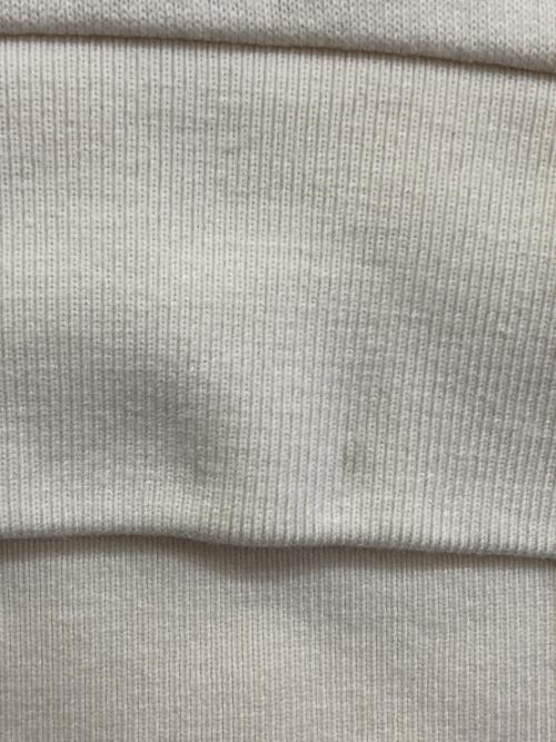 GUCCI（グッチ）GUCCI (グッチ) テニスロゴ刺繍スウェット　586138 XJBHC アイボリー サイズ:キッズ　6の古着・服飾アイテム