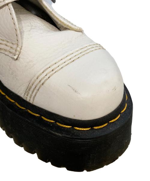 Dr.Martens（ドクターマーチン）Dr.Martens (ドクターマーチン) DEVON FLWR ホワイト サイズ:EU３７の古着・服飾アイテム