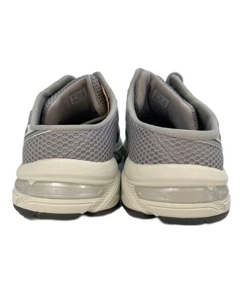 asics（アシックス）asics (アシックス) GEL-1130 MULE　1203B048　 シルバー サイズ:28.5 未使用品の古着・服飾アイテム