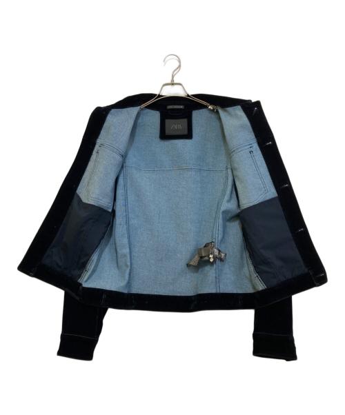 ZARA（ザラ）ZARA (ザラ) フロッキーベルベットジャケット　8491/707/407 ネイビー サイズ:Lの古着・服飾アイテム